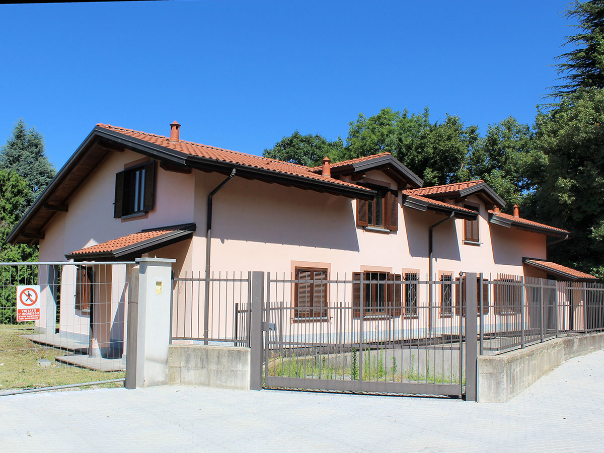 Villa bifamiliare - Residenza La Tuia a Laveno Mombello (VA)